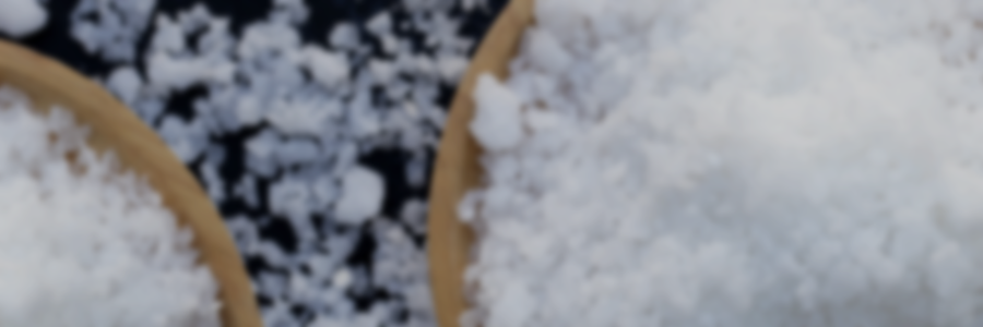 Alloy selection for service in caustic soda